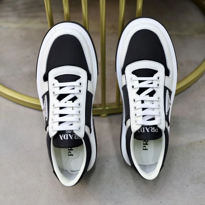 Prada Low Shoes TravelReady 35489