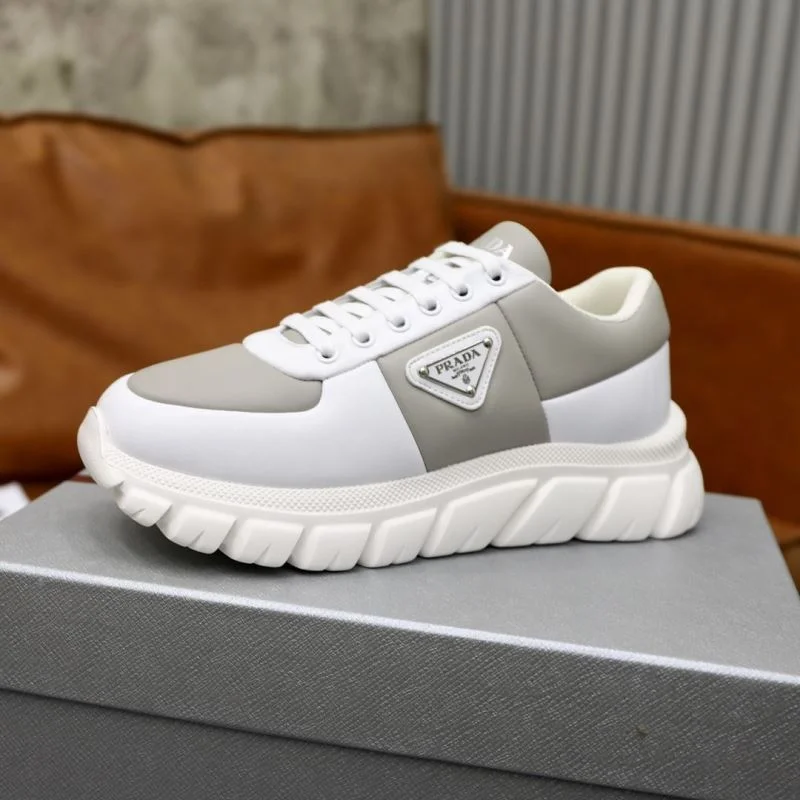 Prada Low Shoes HighQuality 35484