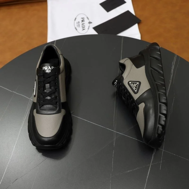 Casual Prada Low Shoes 35497