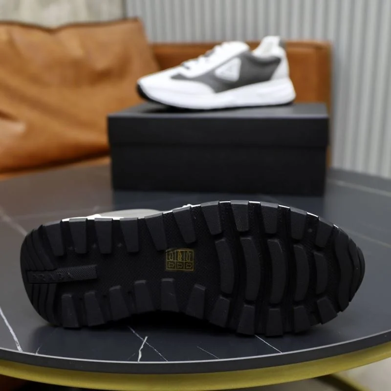 Prada Low Shoes WellDesigned 35491