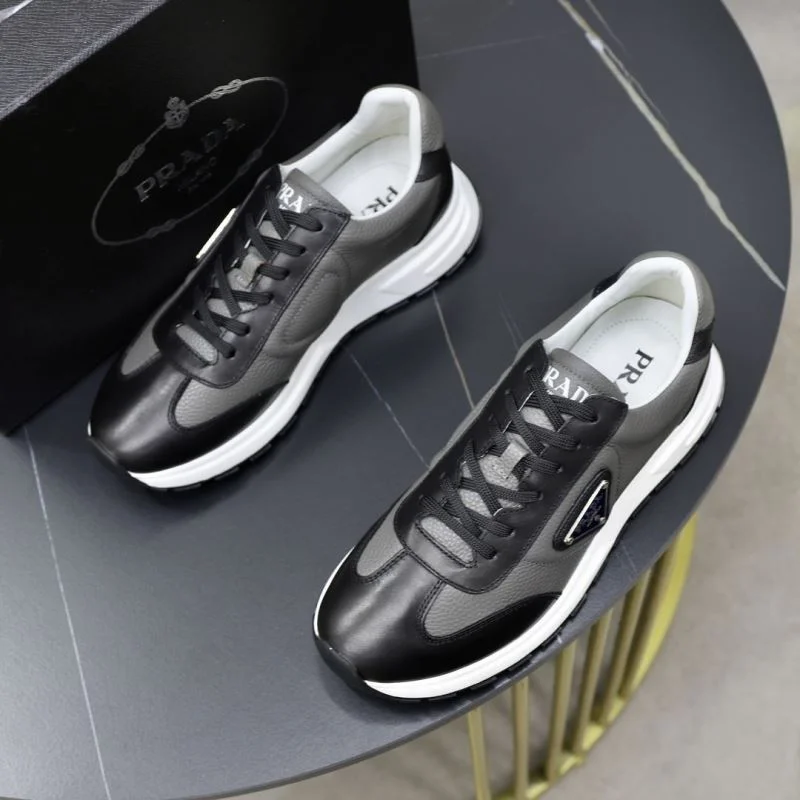 Prada Low Shoes DailyWear 35498