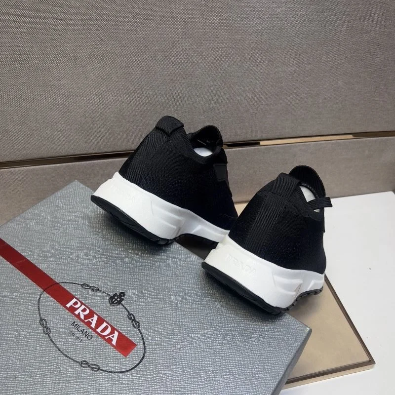 Trendy Prada Low Shoes 35478