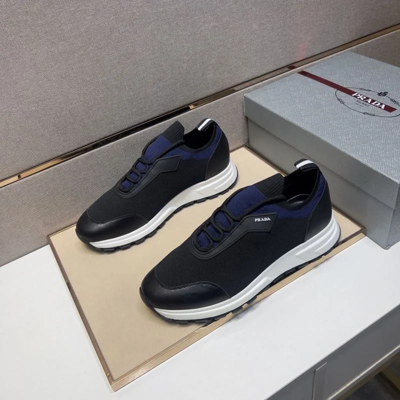 Prada Low Shoes Sophisticated 35475