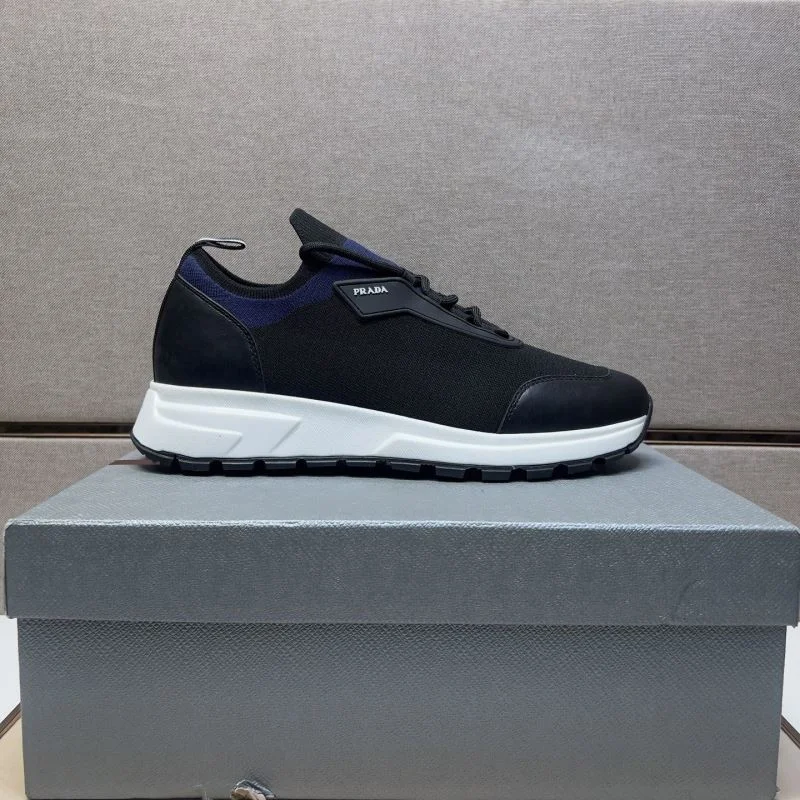 Prada Low Shoes Sophisticated 35475