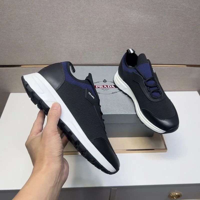 Prada Low Shoes Sophisticated 35475