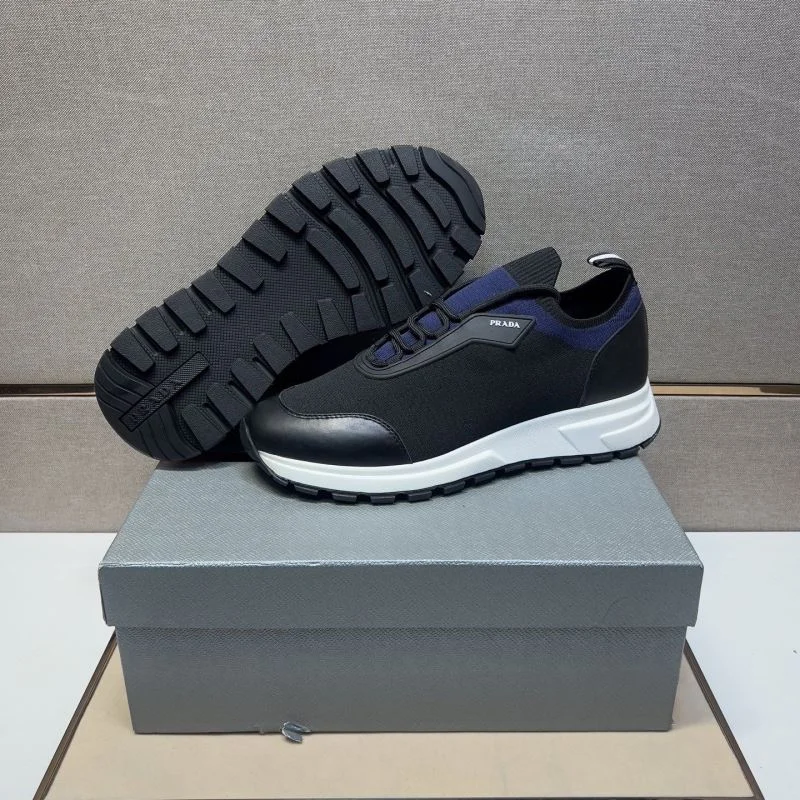 Prada Low Shoes Sophisticated 35475