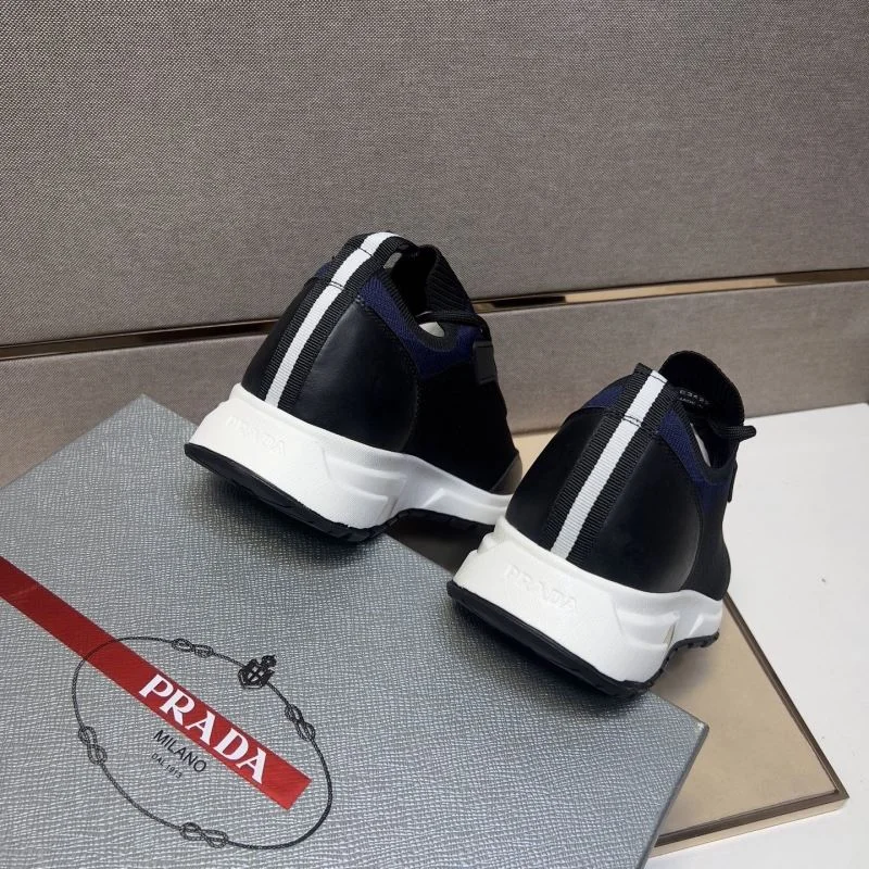 Prada Low Shoes Sophisticated 35475