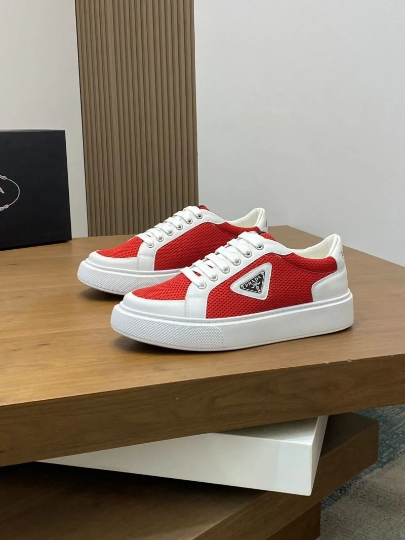 Functional Prada Low Shoes 35477