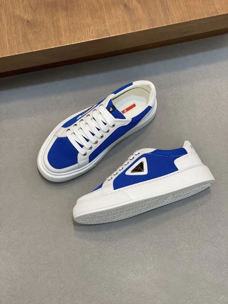Durable Prada Low Shoes 35468