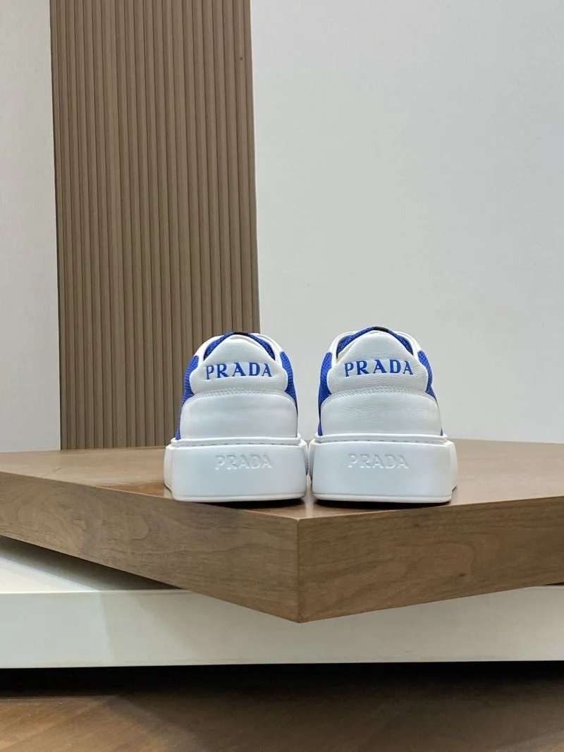 Durable Prada Low Shoes 35468