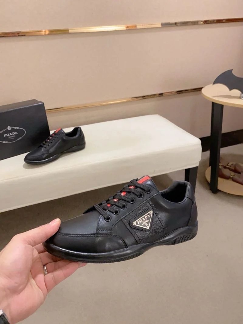 Prada Low Shoes EyeCatching 35465