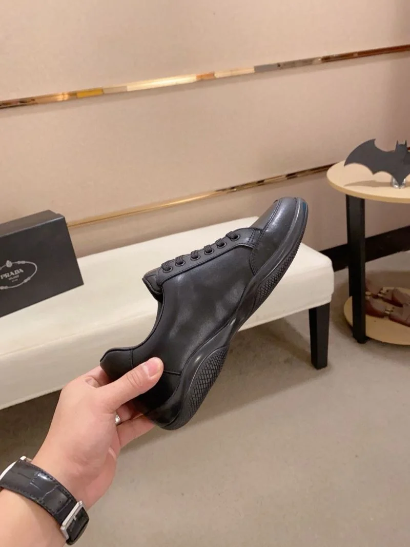 Prada Low Shoes EyeCatching 35465