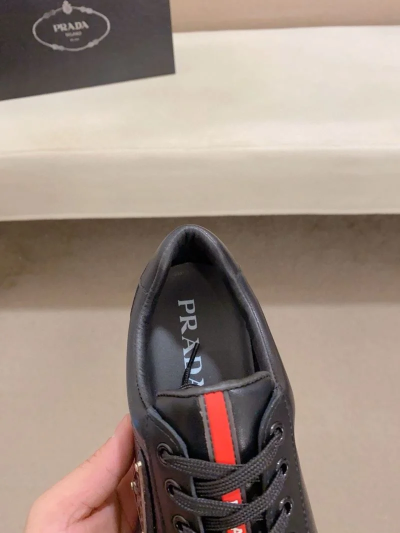 Prada Low Shoes EyeCatching 35465