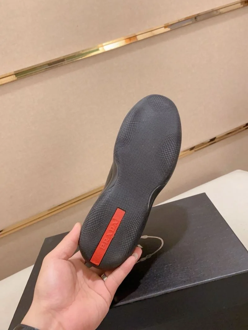 Prada Low Shoes EyeCatching 35465