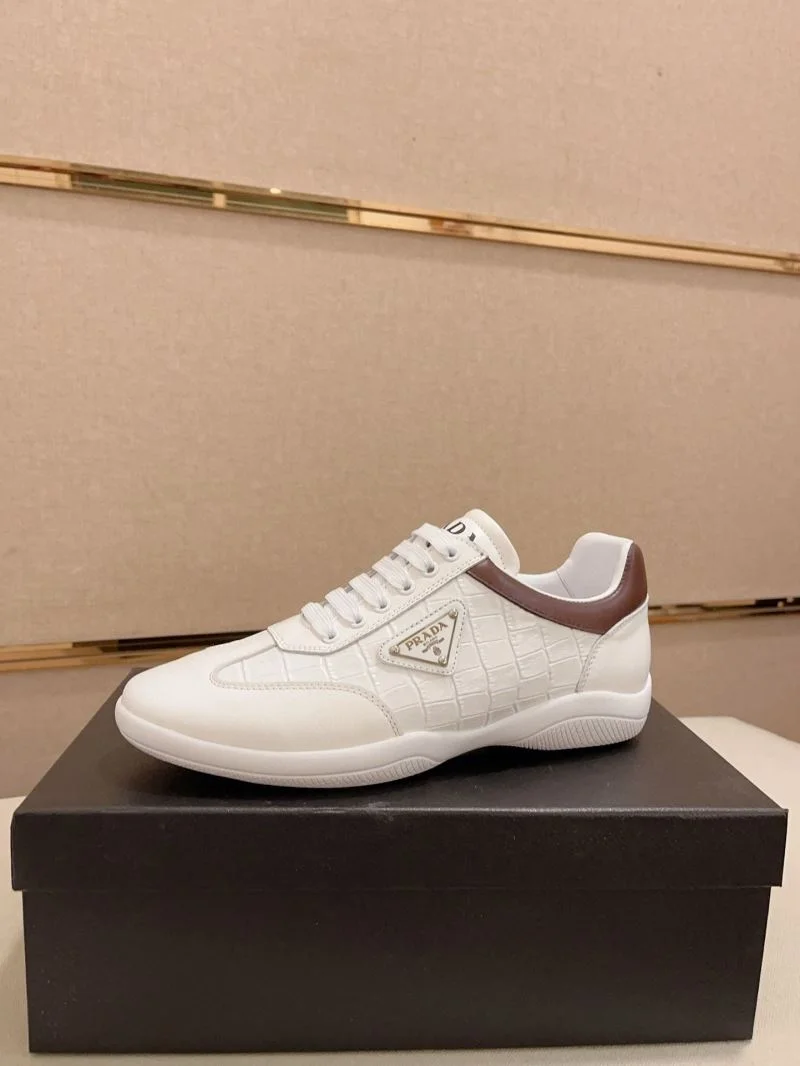 Comfortable Prada Low Shoes 35470