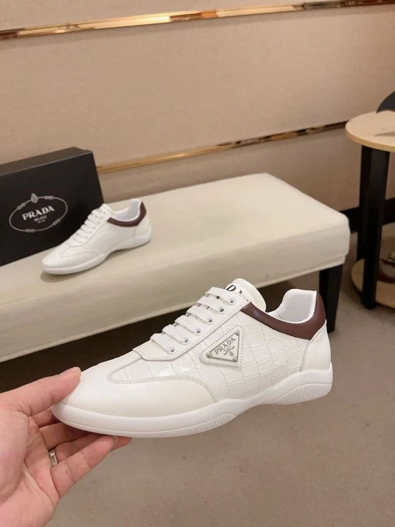 Comfortable Prada Low Shoes 35470
