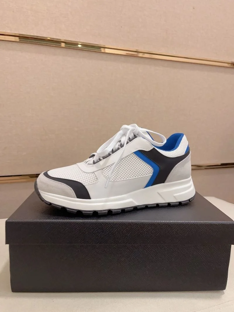 Lightweight Prada Low Shoes 35462