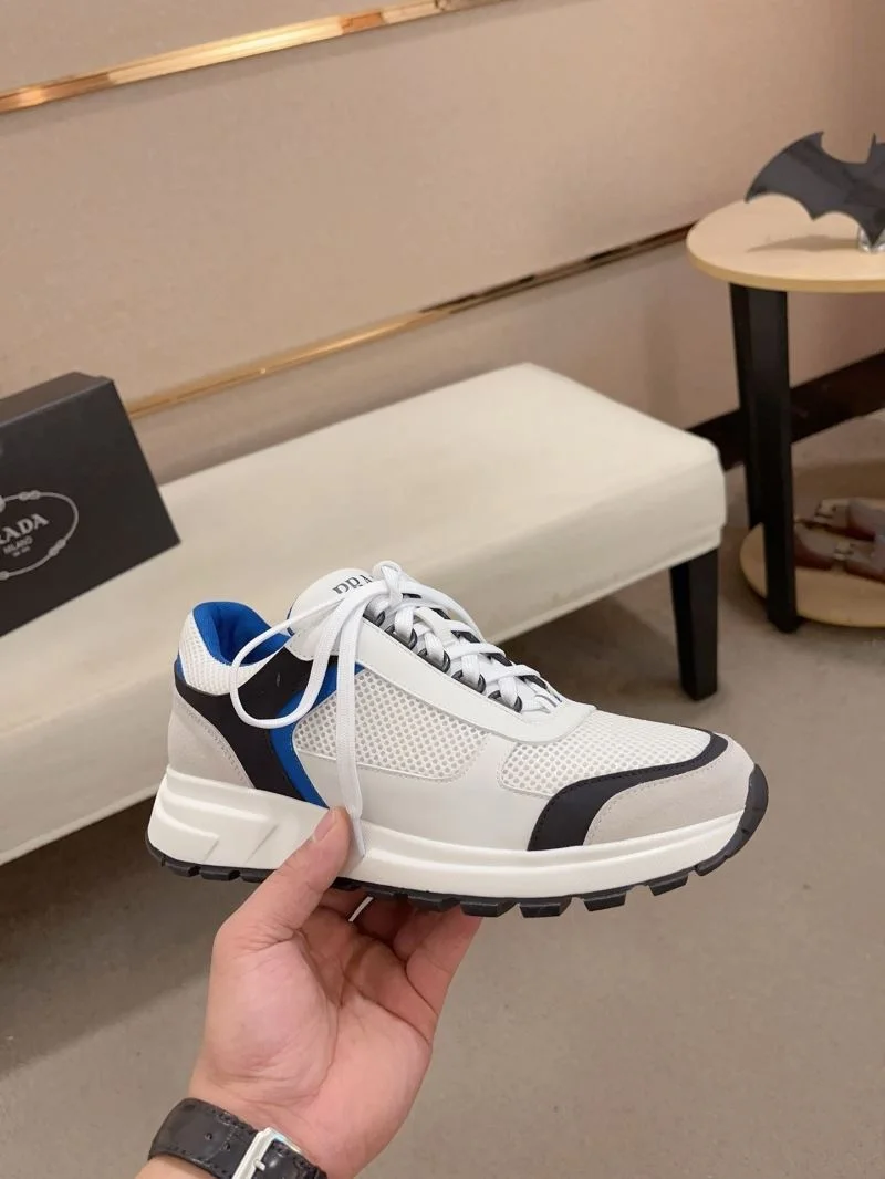 Lightweight Prada Low Shoes 35462