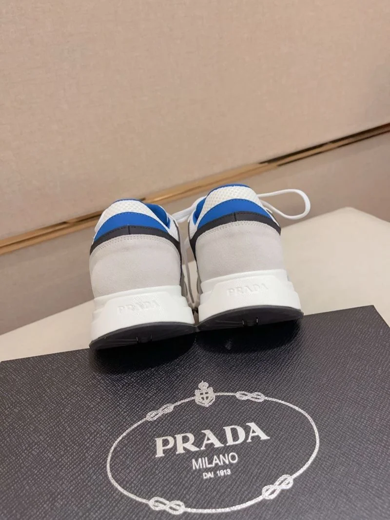 Lightweight Prada Low Shoes 35462