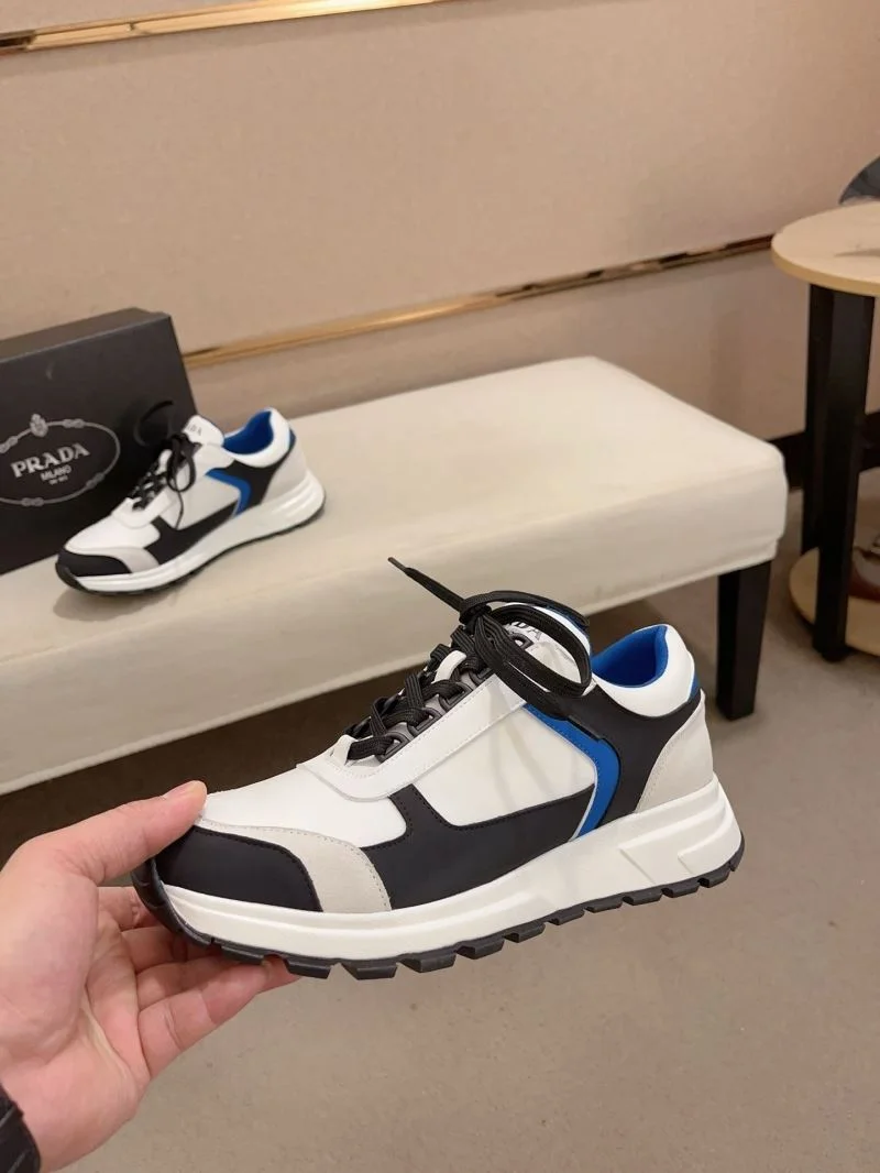 UrbanChic Prada Low Shoes 35461