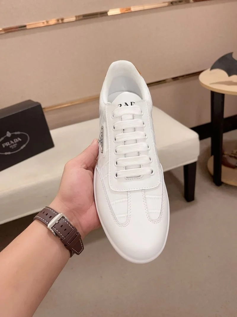 Prada Low Shoes Minimalist 35434