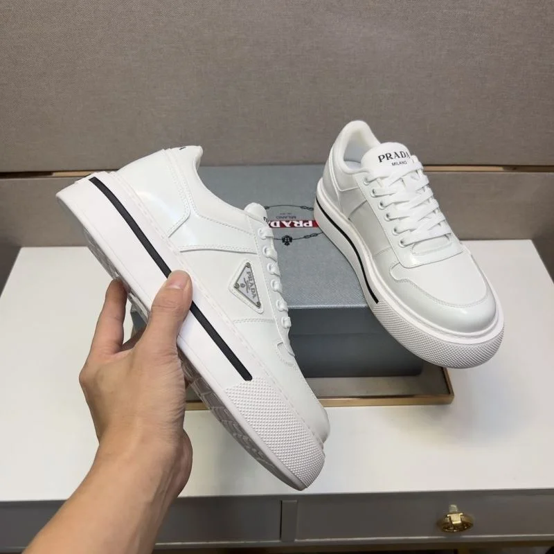 Prada Low Shoes Supportive 35458