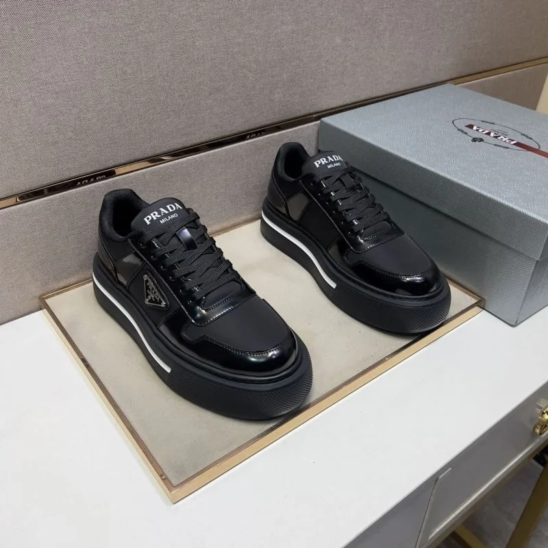 Attractive Prada Low Shoes 35455