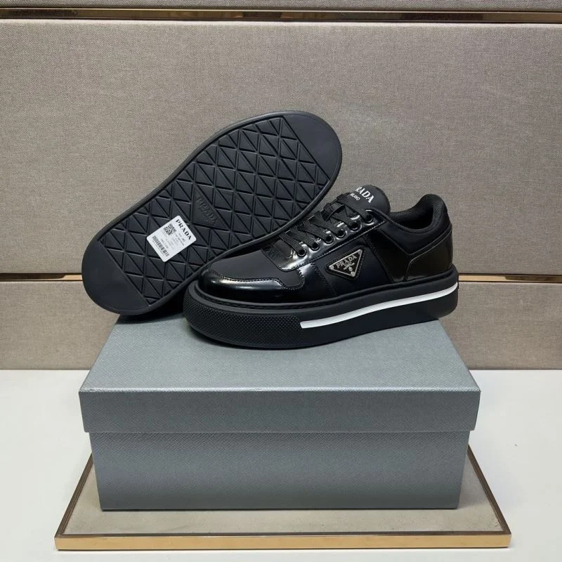 Attractive Prada Low Shoes 35455