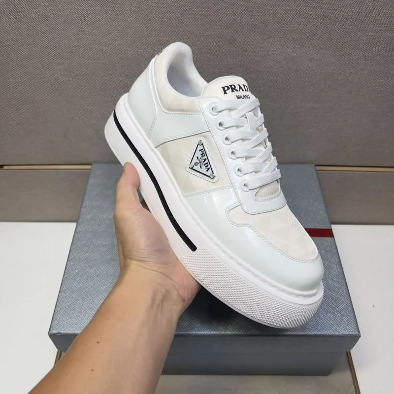 Bold Prada Low Shoes 35431