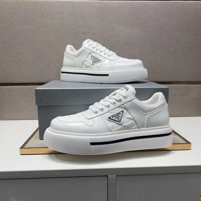 Prada Low Shoes Comfortable 35437