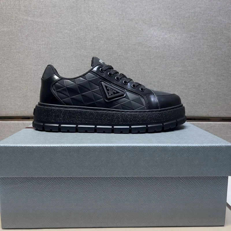 MoistureWicking Prada Low Shoes 35446