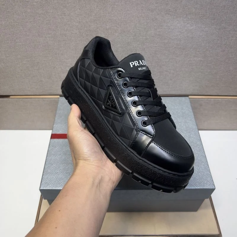MoistureWicking Prada Low Shoes 35446