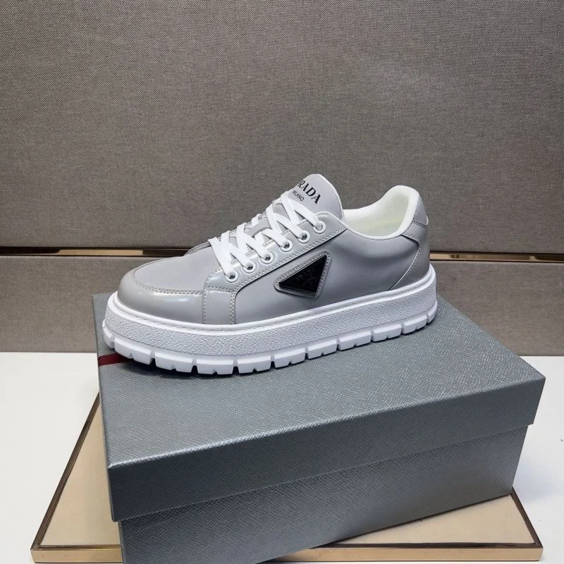 Prada Low Shoes TopPick 35454