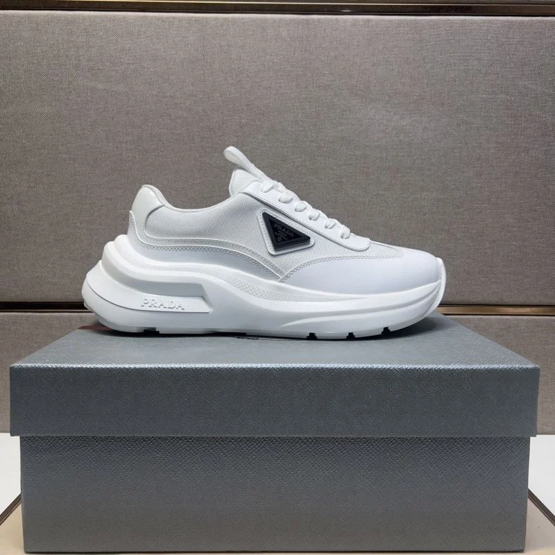 Prada Low Shoes Chic 35456