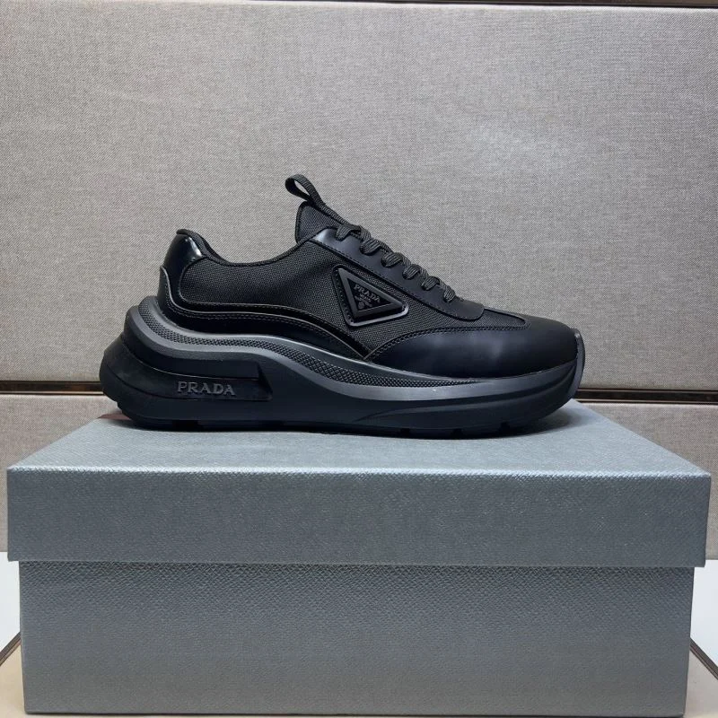 Sophisticated Prada Low Shoes 35445