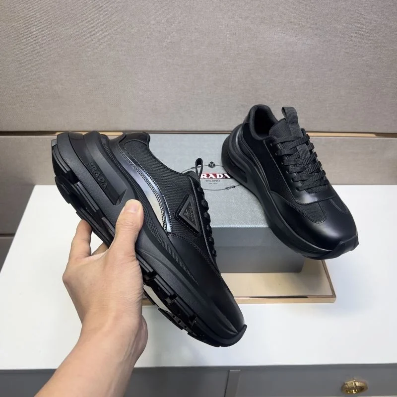 Sophisticated Prada Low Shoes 35445
