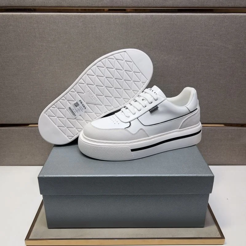 RelaxedFit Prada Low Shoes 35448