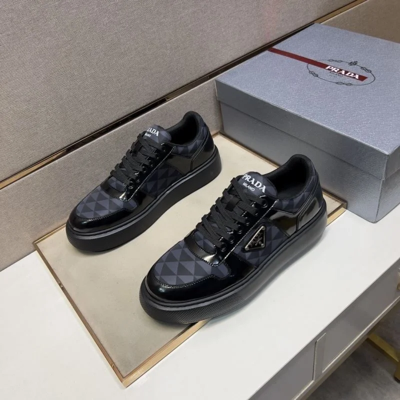 WellDesigned Prada Low Shoes 35441