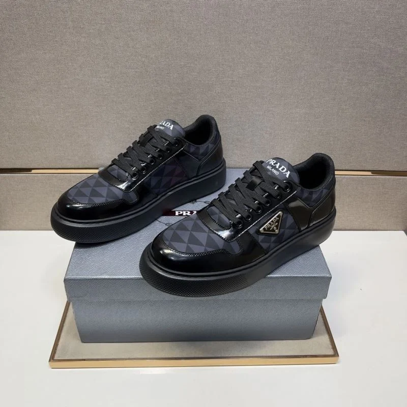 WellDesigned Prada Low Shoes 35441
