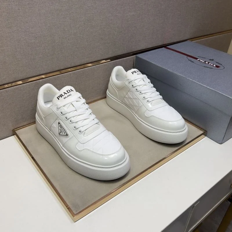 Prada Low Shoes Comfortable 35447