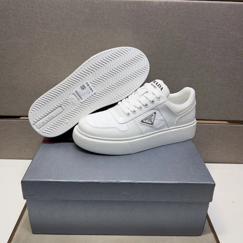Prada Low Shoes Comfortable 35447