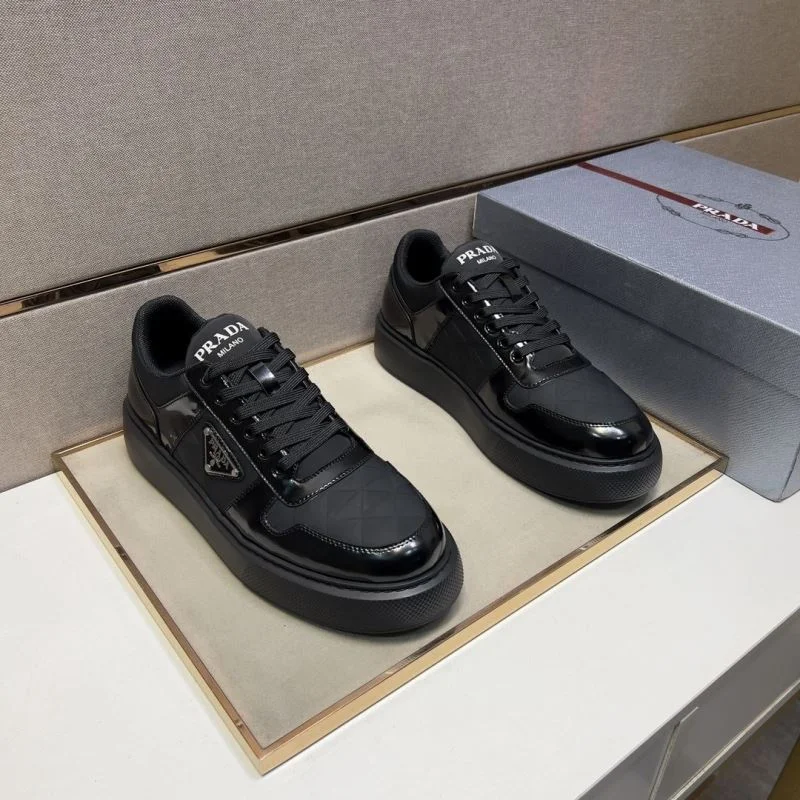 Original Prada Low Shoes 35432