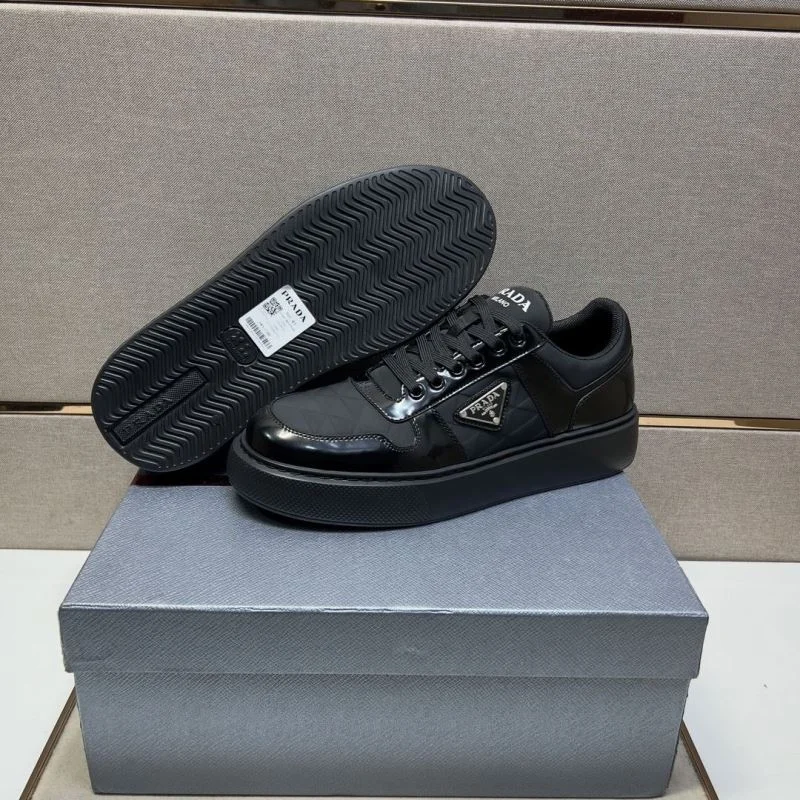 Original Prada Low Shoes 35432