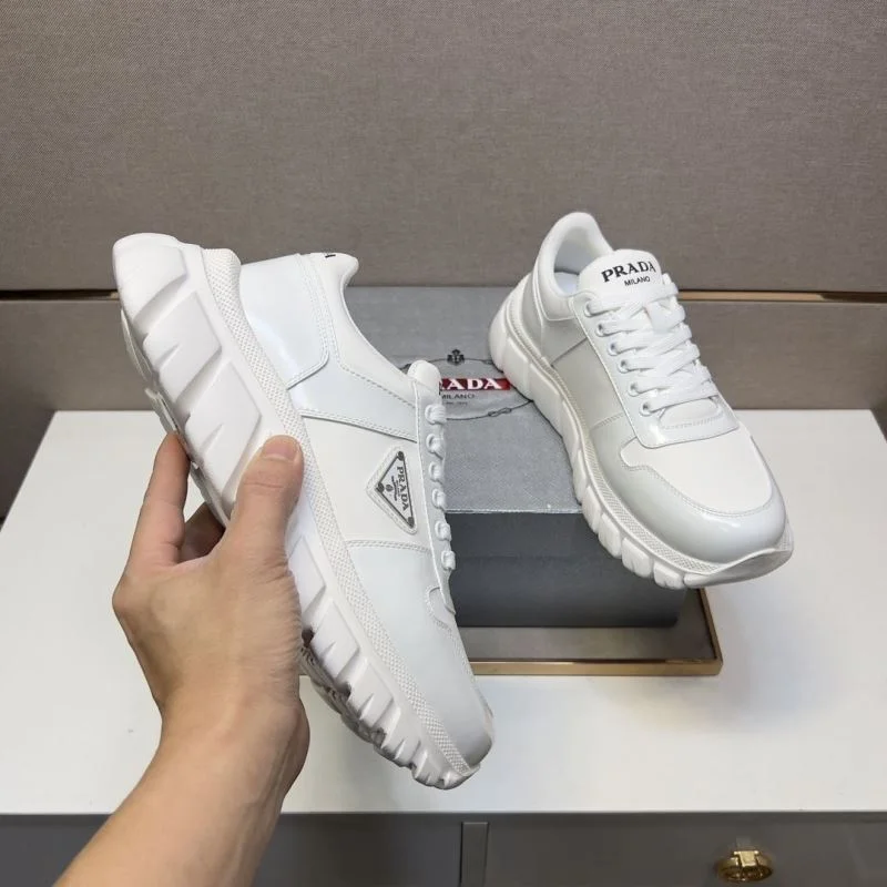 Unique Prada Low Shoes 35430