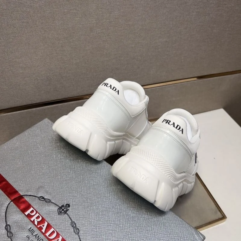 Unique Prada Low Shoes 35430