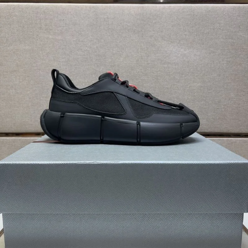 Prada Low Shoes RelaxedFit 35429