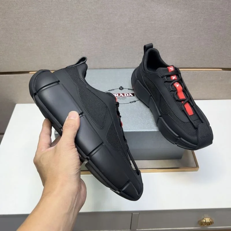 Prada Low Shoes RelaxedFit 35429