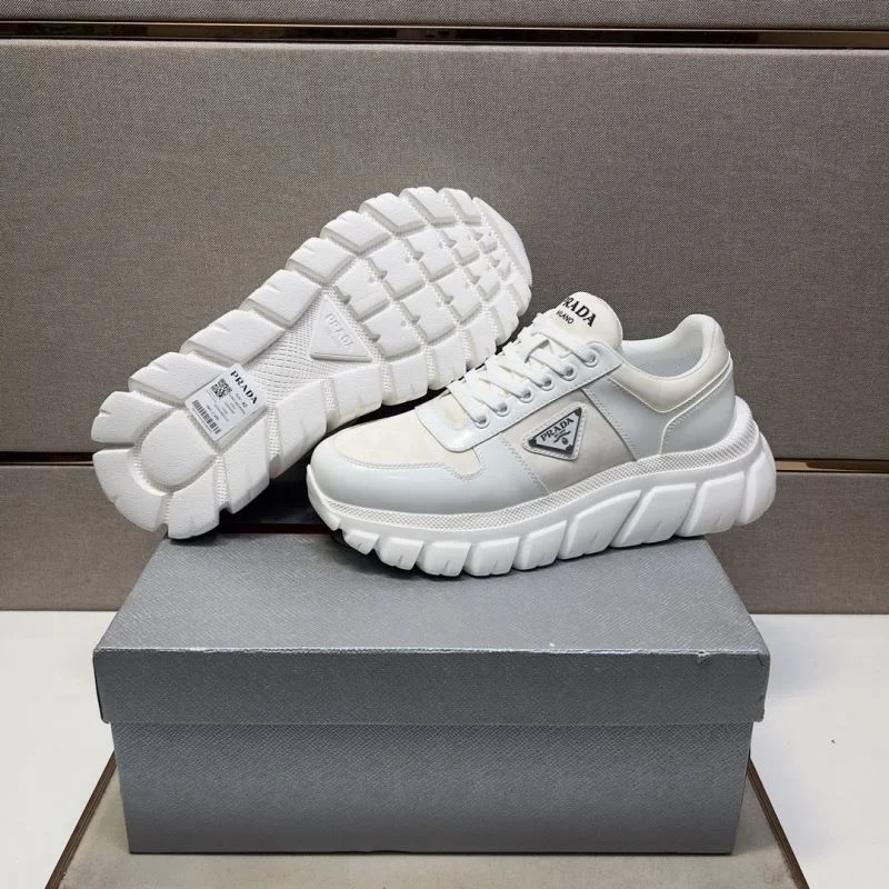 Prada Low Shoes WeatherProof 35427