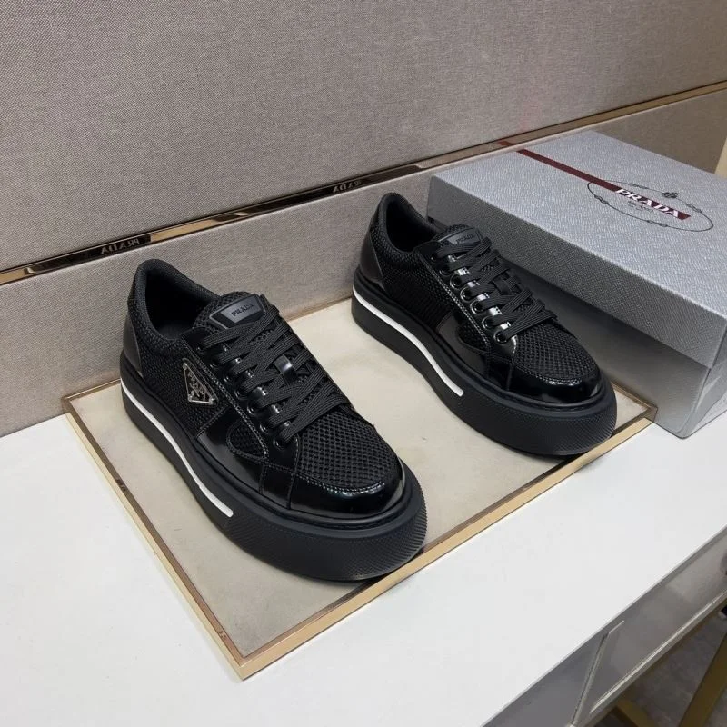 Prada Low Shoes Neat 35426