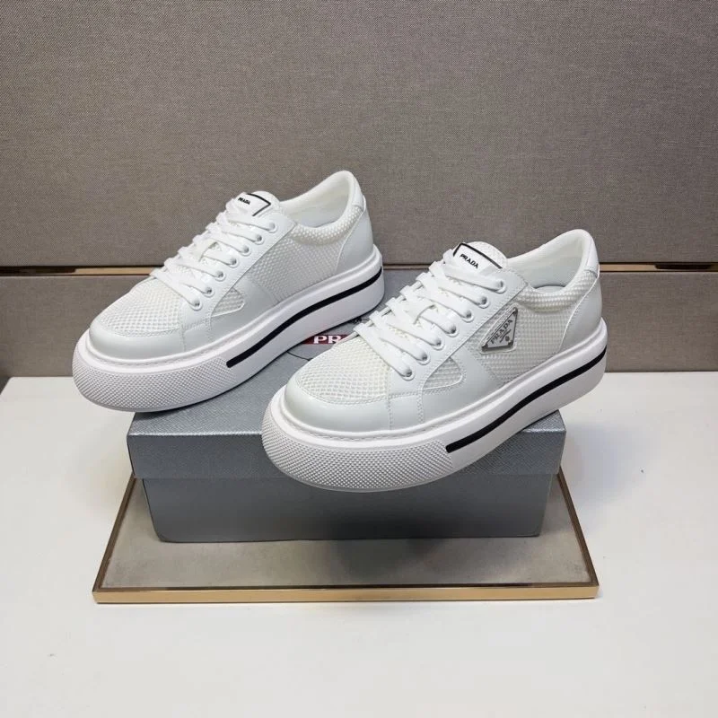 Sporty Prada Low Shoes 35444